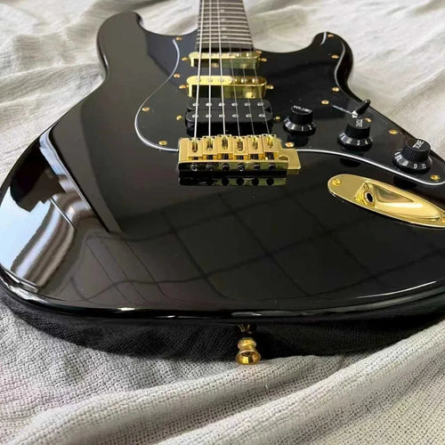 Guitarra Preta Braço Rosewood Ferragens Douradas