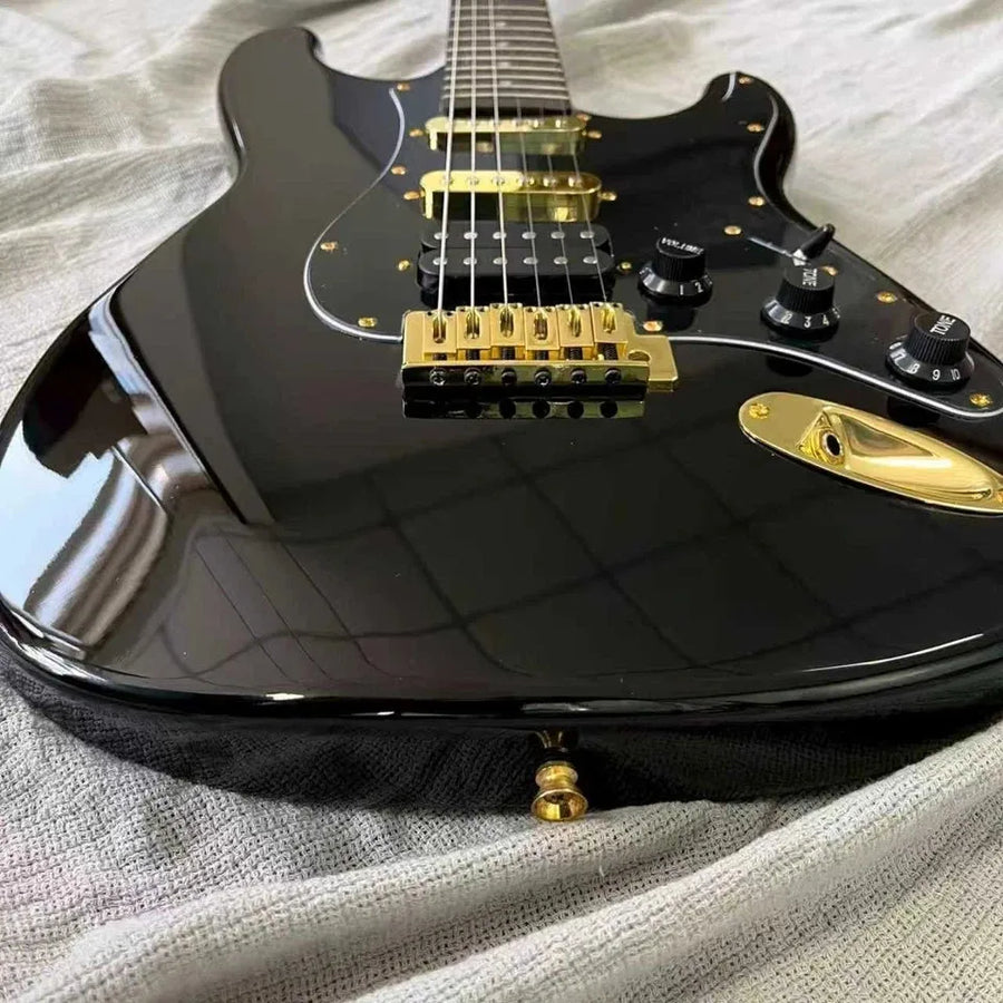 2026 hot selling  Black  Guitar Rosewood Fretboard Gold Hardware Synchronized Vibrato